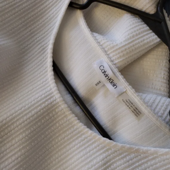 Calvin Klein puff sleeves top - white - Size M - short sleeves - Picture 6 of 8